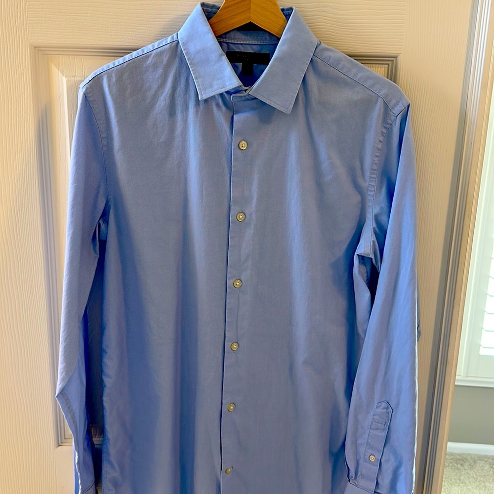 Men’s Banana Republic blue button down dress shirt